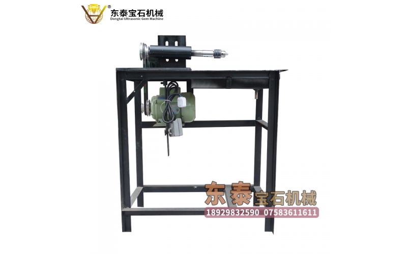 萬(wàn)能機(jī)（或用鑼機(jī)）（雕刻系列—自動(dòng)）